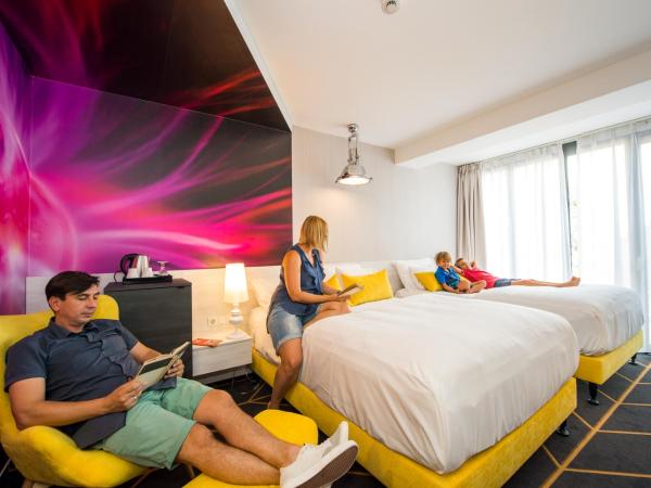 Science Hotel : photo 9 de la chambre chambre familiale (2 adultes et 2 enfants)