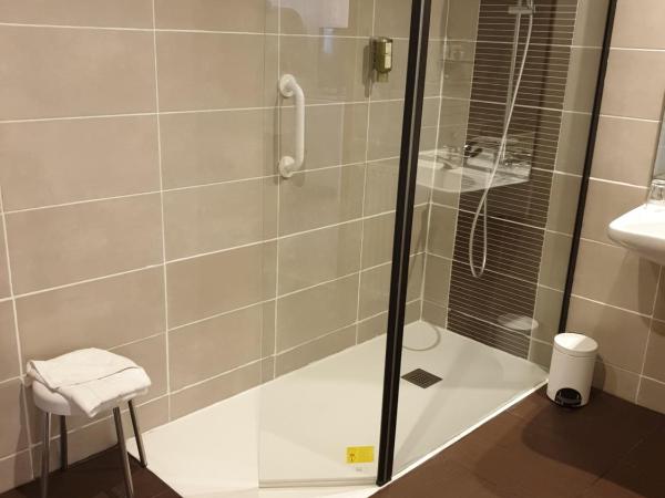 Hôtel Les Prateaux : photo 5 de la chambre chambre double ou lits jumeaux supérieure