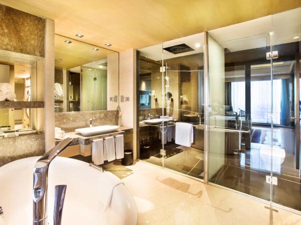 Crowne Plaza New Delhi Rohini, an IHG Hotel : photo 1 de la chambre suite 1 chambre lit king-size - non-fumeurs 