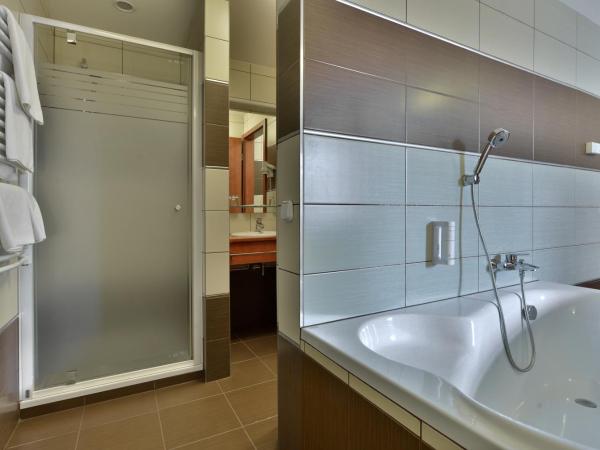 Hotel City Inn : photo 2 de la chambre appartement supérieur