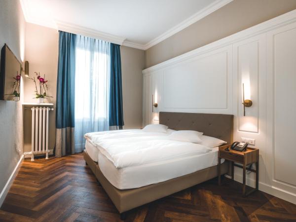 Hotel Reine Victoria by Laudinella : photo 1 de la chambre chambre double de caractère de luxe