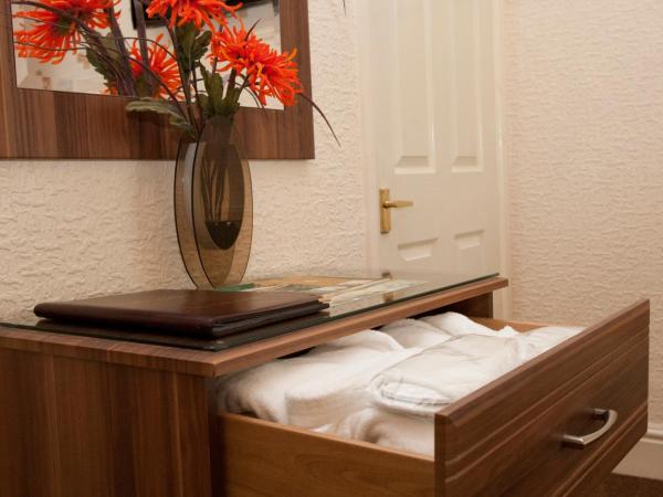 Valentine Lodge Over 21 Adult Couples Only : photo 2 de la chambre chambre lit king-size supérieure