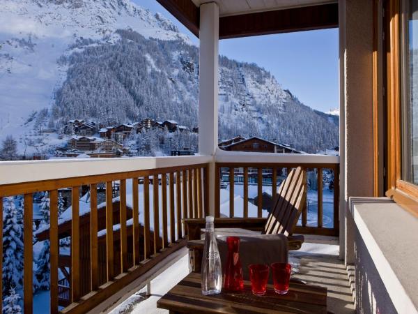 Hotel Ormelune : photo 3 de la chambre chambre double avec baignoire et balcon - vue sur la montagne 