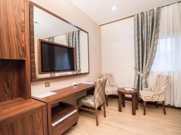 MidMar Deluxe Hotel : photo 6 de la chambre suite deluxe avec baignoire spa