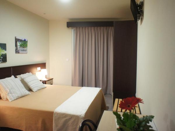 Hotel MR : photo 2 de la chambre chambre double ou lits jumeaux