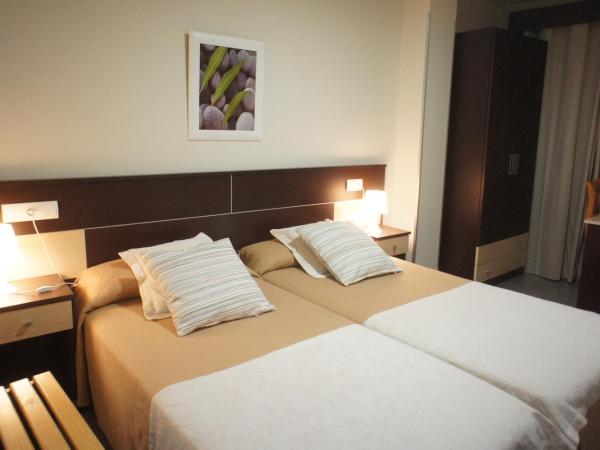Hotel MR : photo 3 de la chambre chambre double ou lits jumeaux