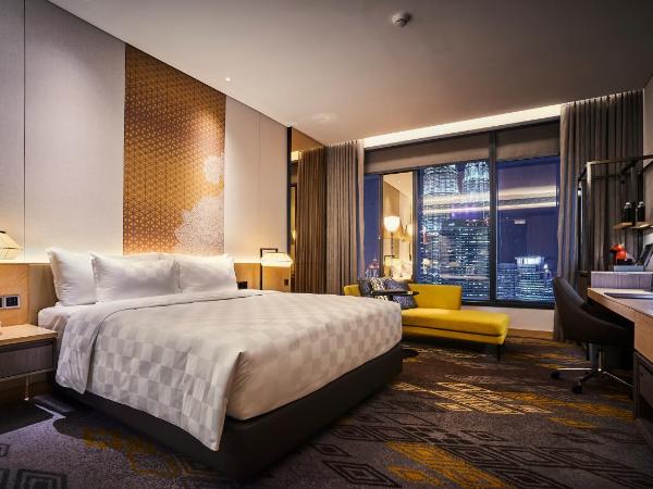 EQ Kuala Lumpur : photo 3 de la chambre hébergement lit king-size deluxe avec surclassement gratuit en hébergement lit king-size deluxe - vue sur tours jumelles