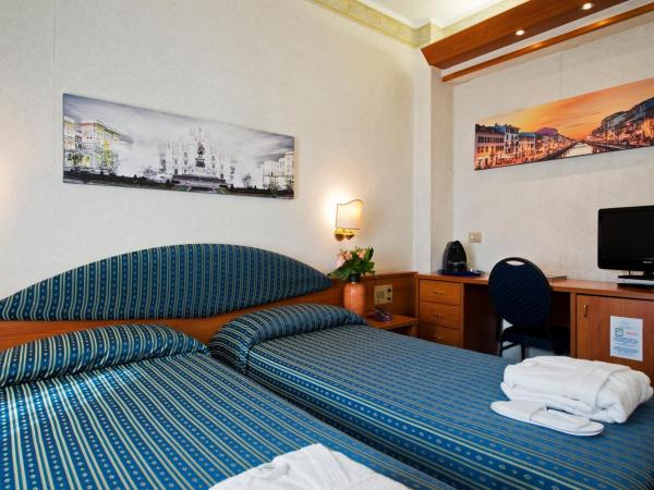 Hotel Mec : photo 4 de la chambre chambre lits jumeaux