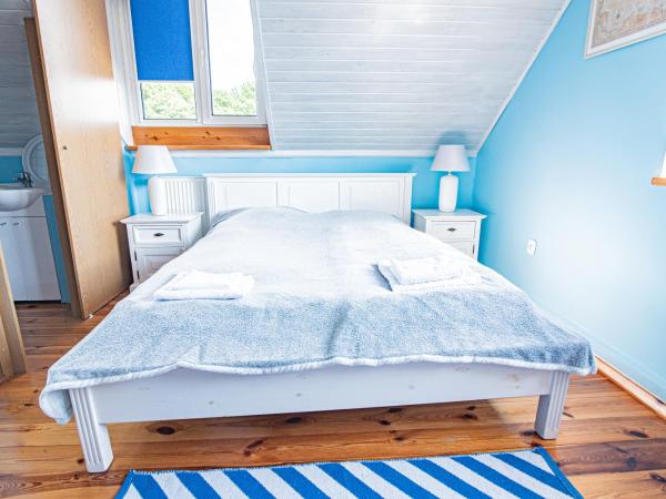 HydroZagadka Kołobrzeg : photo 3 de la chambre chambre triple - vue sur jardin