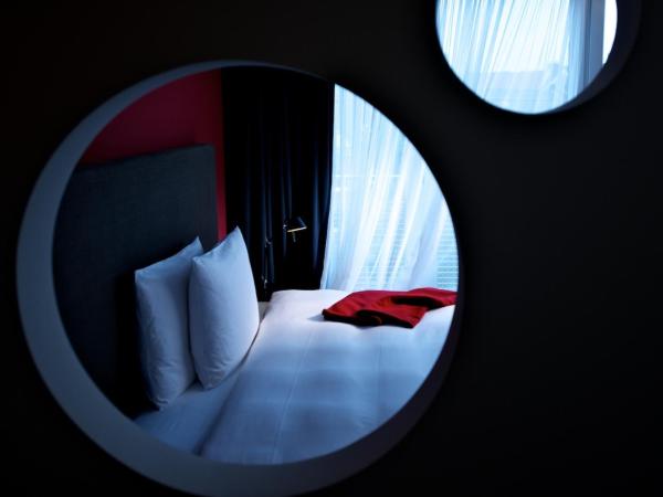 THE MADISON Hotel Hamburg : photo 3 de la chambre chambre standard lit queen-size