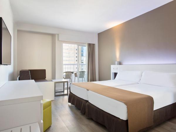 Sol Pelicanos Ocas : photo 2 de la chambre chambre familiale pelicanos avec balcon