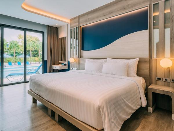 Seabed Grand Hotel Phuket - SHA Extra Plus : photo 1 de la chambre chambre double ou lits jumeaux de luxe avec accès piscine