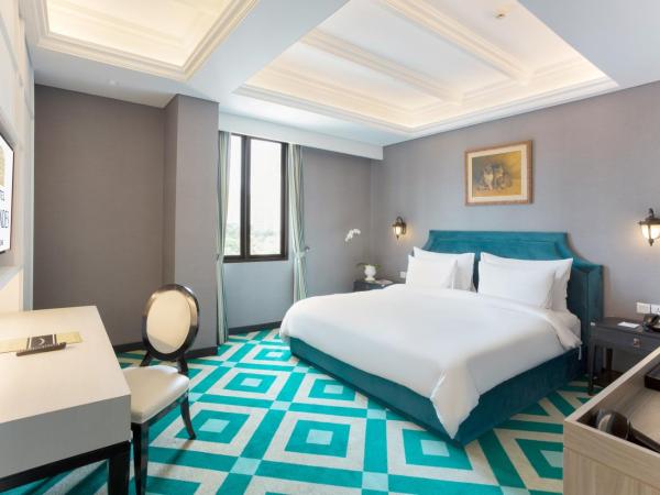 Hotel Des Indes Menteng : photo 4 de la chambre chambre lit king-size exécutive