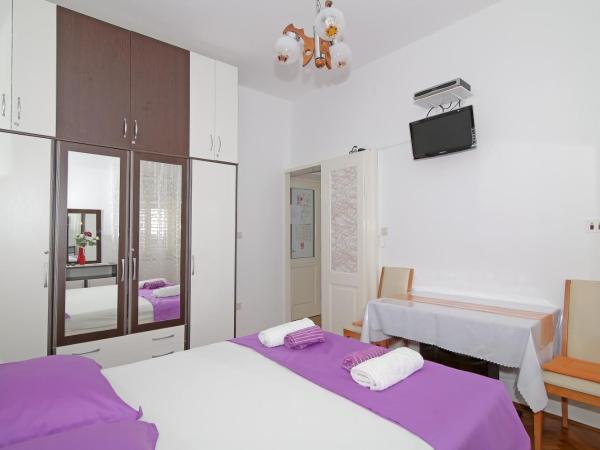 Rooms&Studios Rina : photo 5 de la chambre studio avec patio