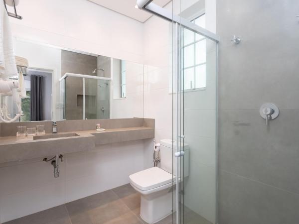 Hotel Pousada Pacaembu : photo 2 de la chambre chambre quadruple