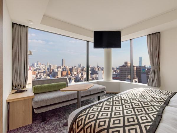 Hotel Vista Osaka Namba : photo 3 de la chambre chambre lits jumeaux de luxe avec canapé-lit