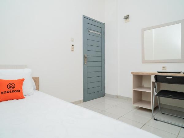 KoolKost Syariah near Universitas Moestopo Bintaro ( Minimum Stay 6 Nights ) : photo 4 de la chambre chambre simple