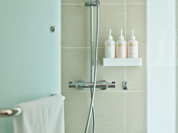 Millennium Mitsui Garden Hotel Tokyo - Ginza : photo 2 de la chambre chambre lits jumeaux d'angle supérieure - non-fumeurs