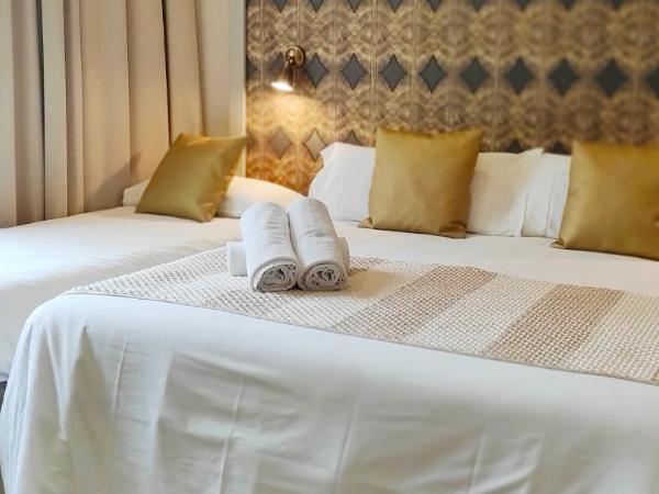 Casa Balmes : photo 1 de la chambre chambre double avec lit d'appoint (3 adultes)