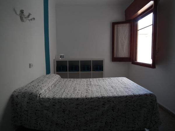 Hostal San Carlos : photo 7 de la chambre chambre double ou lits jumeaux