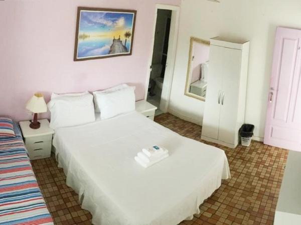 Nascimento Suites : photo 6 de la chambre chambre double + lit simple