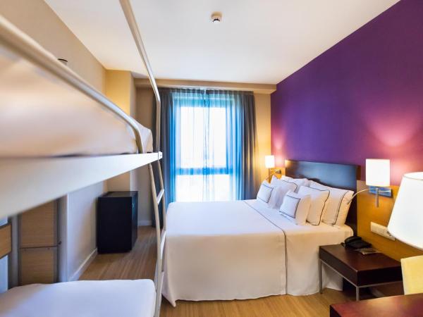 Hotel Salamanca Montalvo : photo 5 de la chambre chambre familiale (2 adultes et 2 enfants)