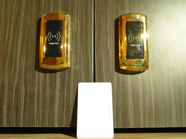 Chic Capsule Otel : photo 8 de la chambre capsule femme super simple (Étage supérieur)