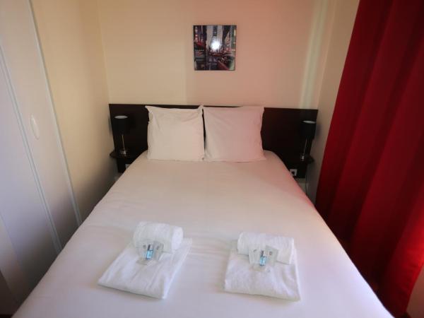 O'Sullivans Bar and Hotel : photo 7 de la chambre petite chambre double