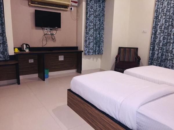 Hotel The Omaira : photo 8 de la chambre chambre lit queen-size deluxe