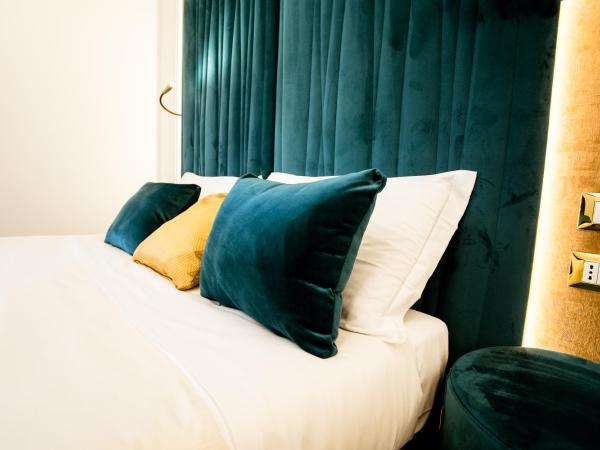 Atmosfere Guest House - Cinque Terre e La Spezia : photo 6 de la chambre chambre double deluxe - via di monale 75