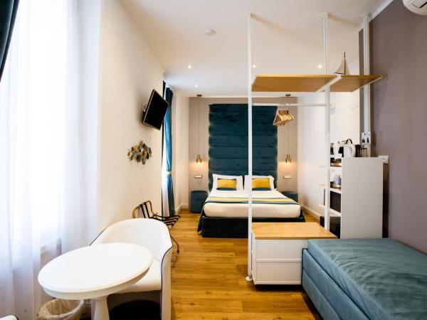 Atmosfere Guest House - Cinque Terre e La Spezia : photo 5 de la chambre chambre double deluxe - via di monale 75