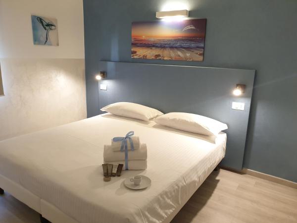 Bergamo City - Self Check-in : photo 4 de la chambre chambre lit queen-size deluxe