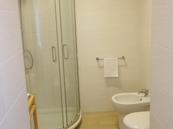 Euromotel Croce Bianca : photo 8 de la chambre chambre au thème familial