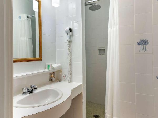 The Fort Garry Hotel Spa and Conference Centre, Ascend Hotel Collection : photo 8 de la chambre chambre lit queen-size - non-fumeurs