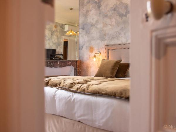 Maison Blanche Chartres - Maison d'hôtes 5 étoiles : photo 6 de la chambre chambre lit king-size deluxe