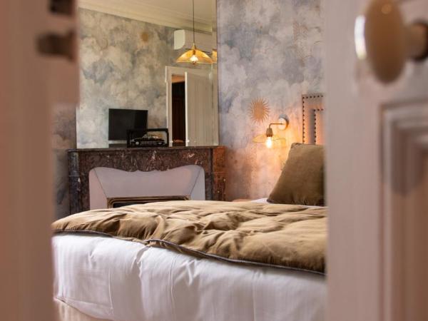 Maison Blanche Chartres - Maison d'hôtes 5 étoiles : photo 2 de la chambre chambre lit king-size deluxe