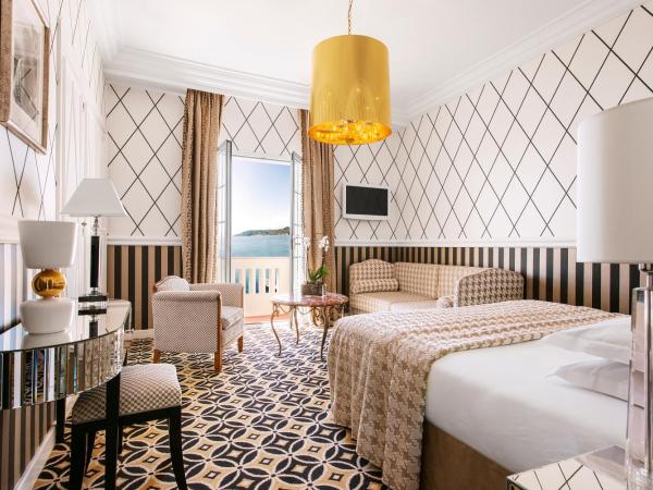 Hôtel Belles Rives : photo 3 de la chambre chambre deluxe - vue sur mer