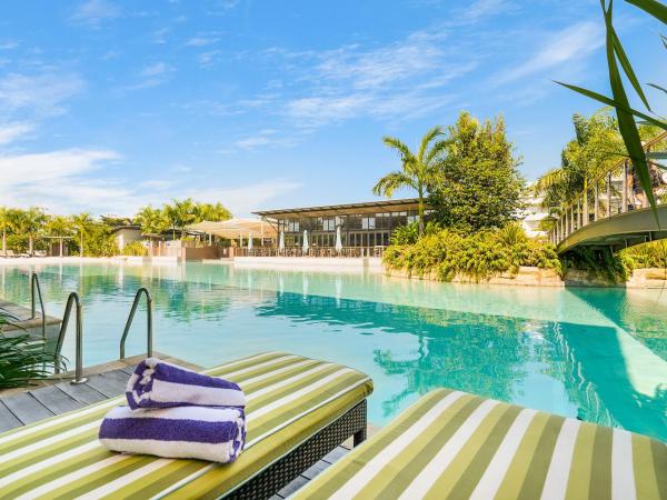 Mindil Beach Casino Resort : photo 1 de la chambre chambre lit king-size supérieure - vue sur lagon