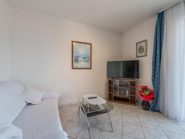 Apartments Buljan : photo 5 de la chambre appartement avec balcon