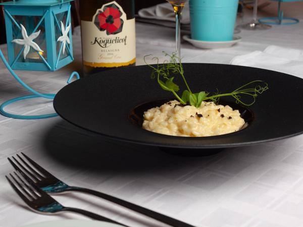 Rubin Kitchen&Wine Rooms : photo 1 de la chambre chambre lit king-size avec balcon