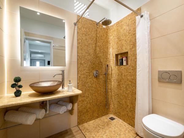 Hotel Thira : photo 10 de la chambre suite junior