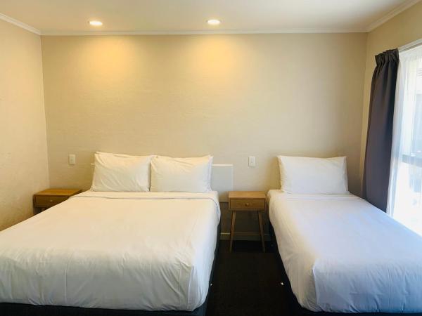 Alpers Lodge & Conference Centre : photo 1 de la chambre chambre lits jumeaux standard
