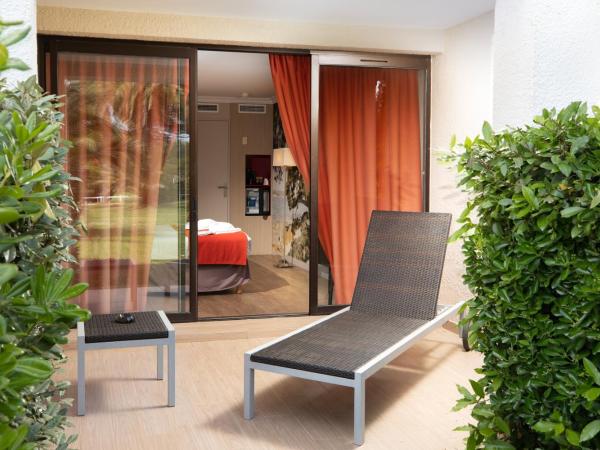 SOWELL HOTELS Saint Tropez : photo 4 de la chambre chambre double supérieure