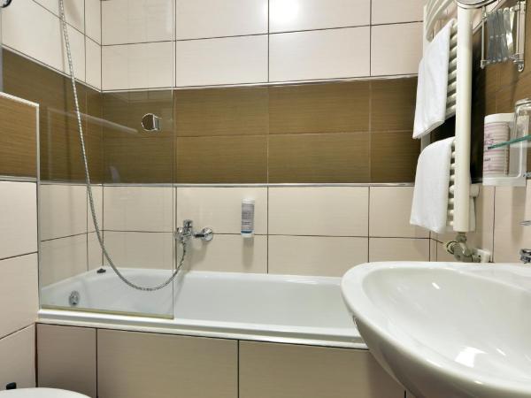 Hotel City Inn : photo 7 de la chambre chambre double ou lits jumeaux