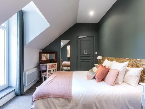 Le Château des Forges : photo 1 de la chambre chambre double - annexe du château