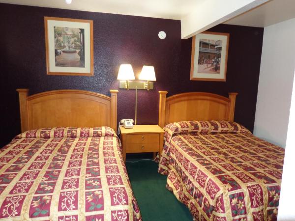 Knights Inn Phoenix at N Black Canyon Hwy : photo 5 de la chambre chambre double de luxe - accès personnes à mobilité réduite - non-fumeurs