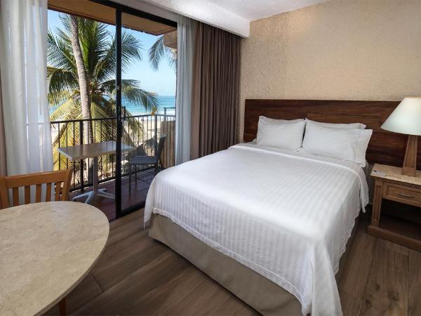 Holiday Inn Resort Ixtapa All-Inclusive, an IHG Hotel : photo 1 de la chambre chambre double avec 2 lits doubles - vue sur océan