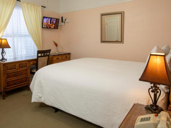 Hayes Valley Inn : photo 7 de la chambre chambre lit queen-size avec salle de bains commune 