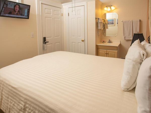 Hayes Valley Inn : photo 9 de la chambre chambre double avec salle de bains commune