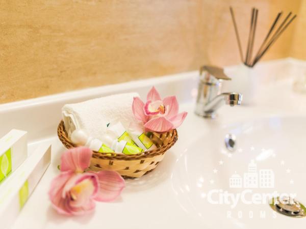City Center Rooms Piotrkowska 91 : photo 10 de la chambre chambre triple